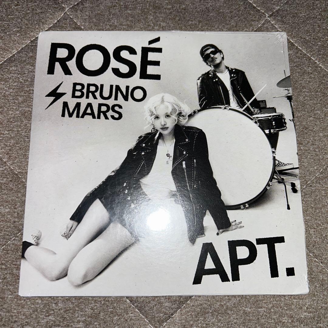 ROSÉ & Bruno Mars 限定ホワイト 7インチレコード APT.