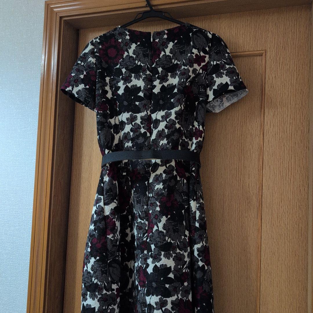M'S GRACY 花柄 半袖ひざ丈ワンピース 40