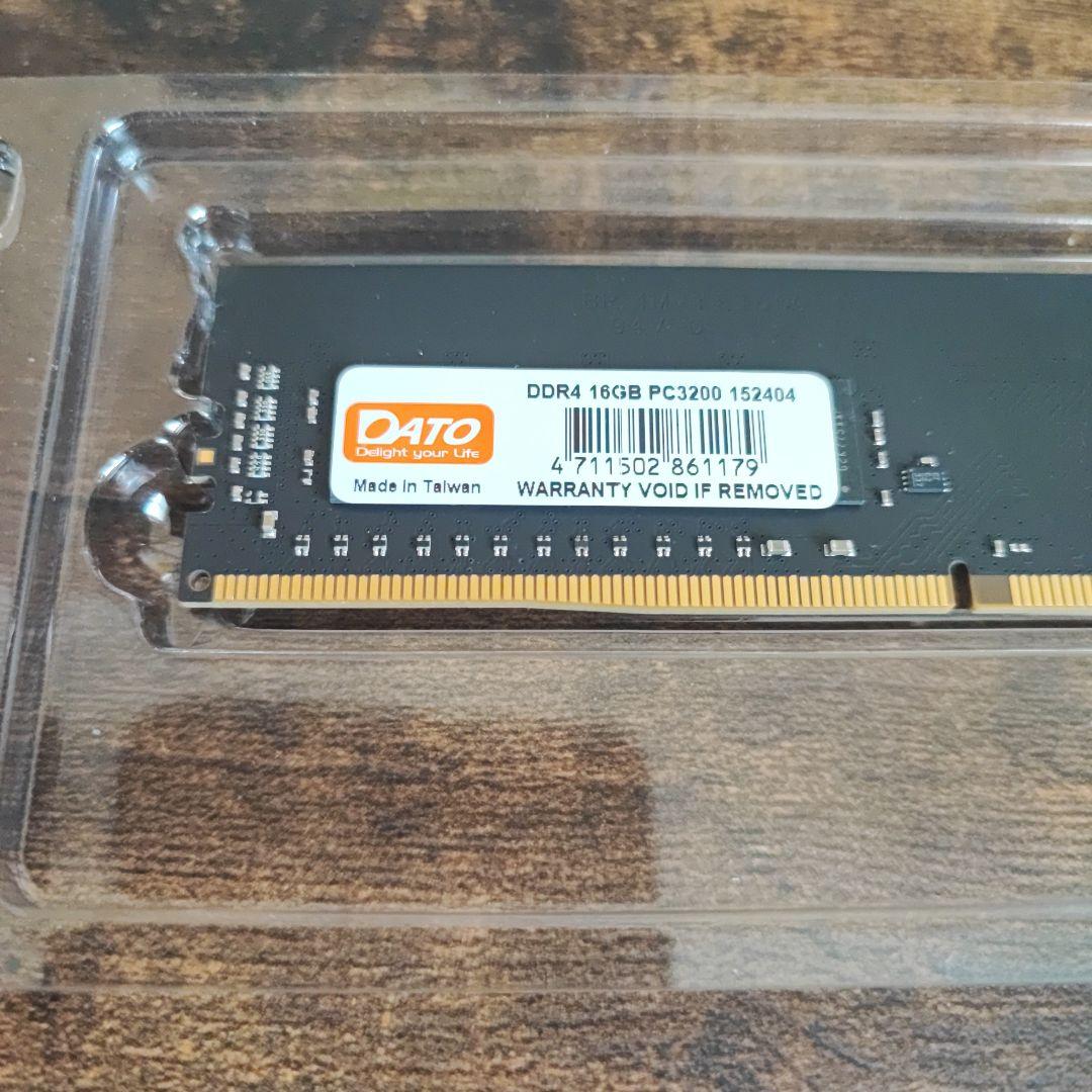 DATO DDR4 3200MHz 16GB メモリー