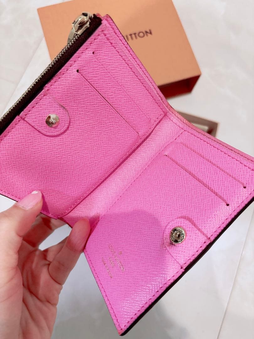 専用ページLOUIS VUITTON ルイヴィトン ポルトフォイユ・リサ