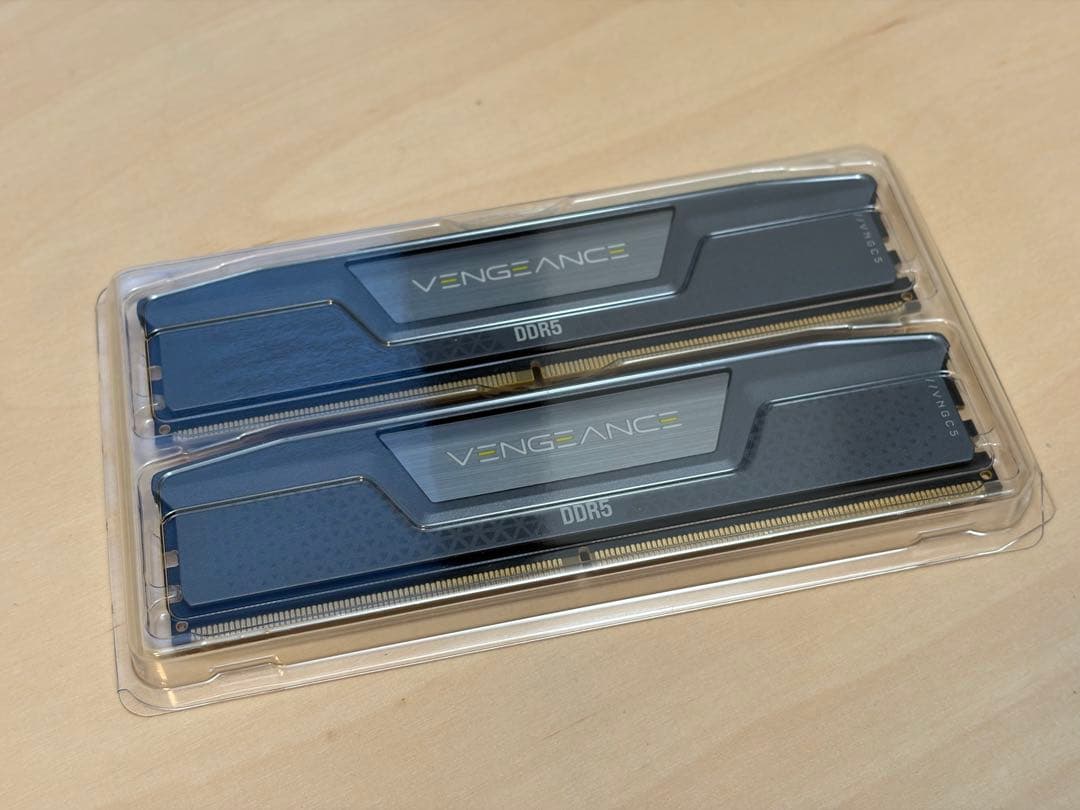 【動作確認・美品】CORSAIR DDR5-6000 CL36 (16GB×2)