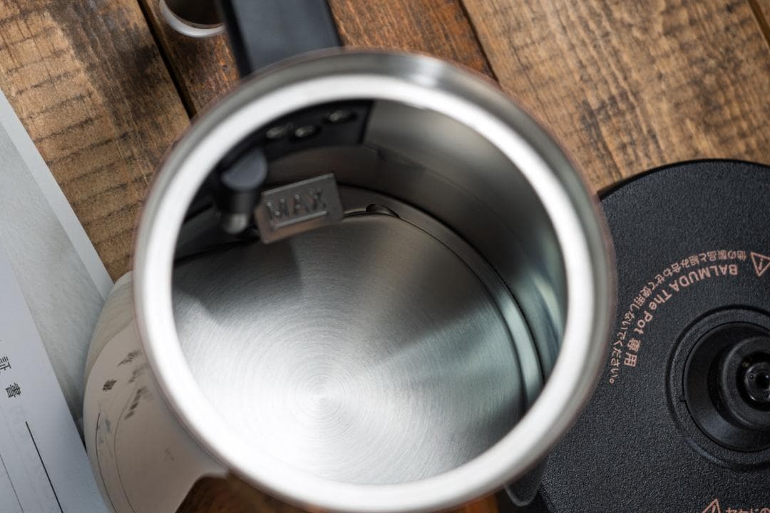 ほぼ新品★BALMUDA The Pot 電気ケトル スターバックスリザーブ