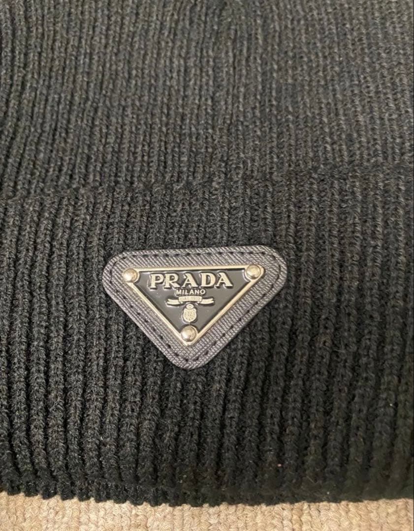 PRADA ブラック ニット帽