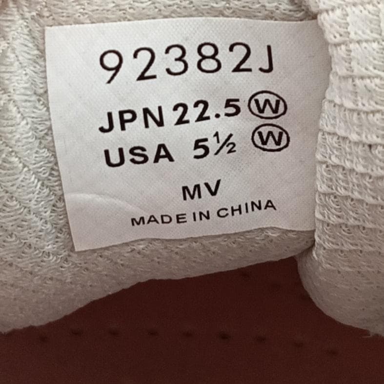 【美品】FootJoy フットジョイ スパイクレス ゴルフシューズ 22.5㎝