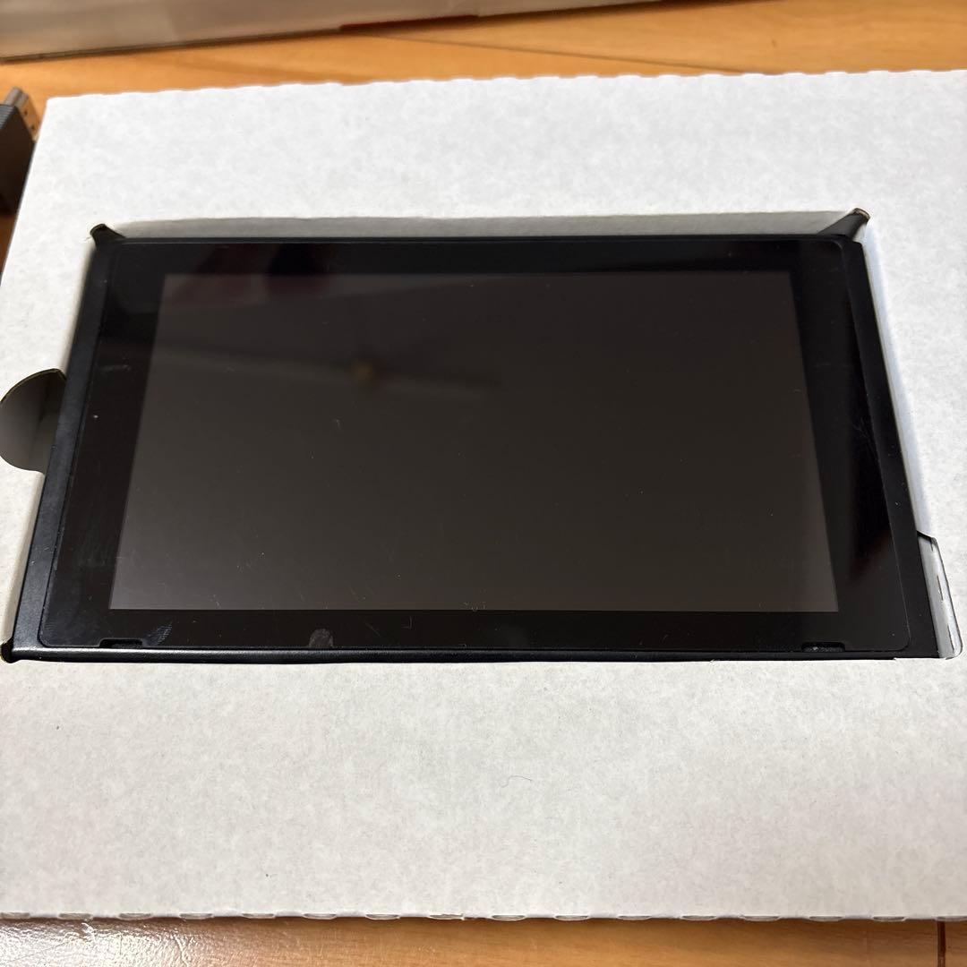 Nintendo Switch 本体 青/赤 Joy-Con付き