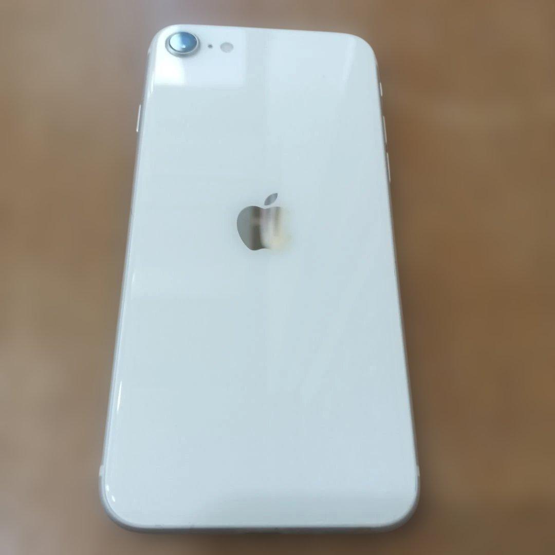 iPhone SE（第2世代） 容量：128GB カラー：ホワイト