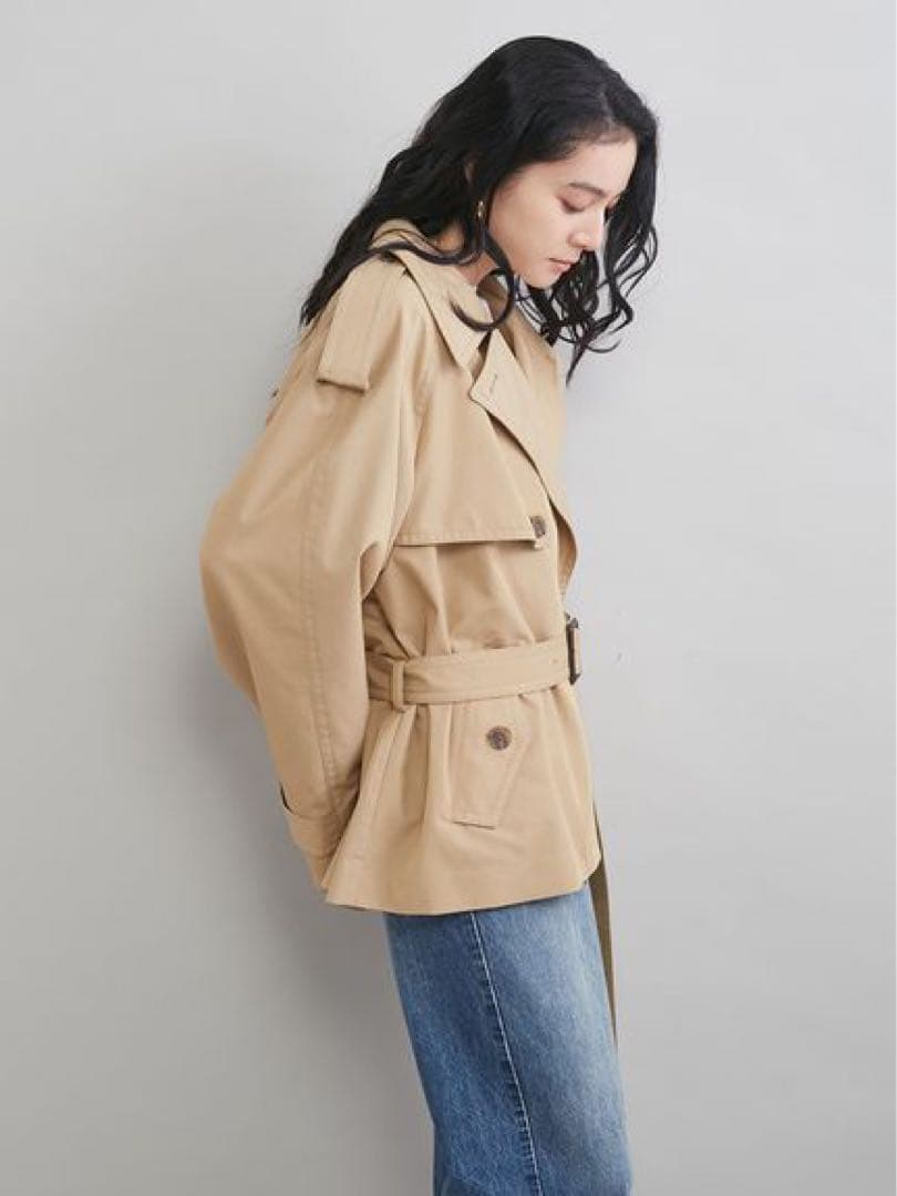 Mila Owen 即完売　ショートトレンチコート