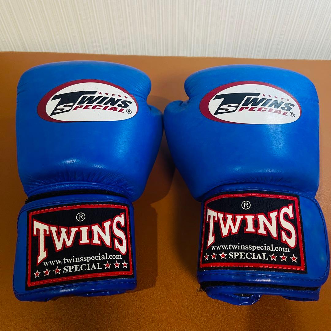 女子高生 TWINS ツインズ 8oz ボクシンググローブ マジックテープ