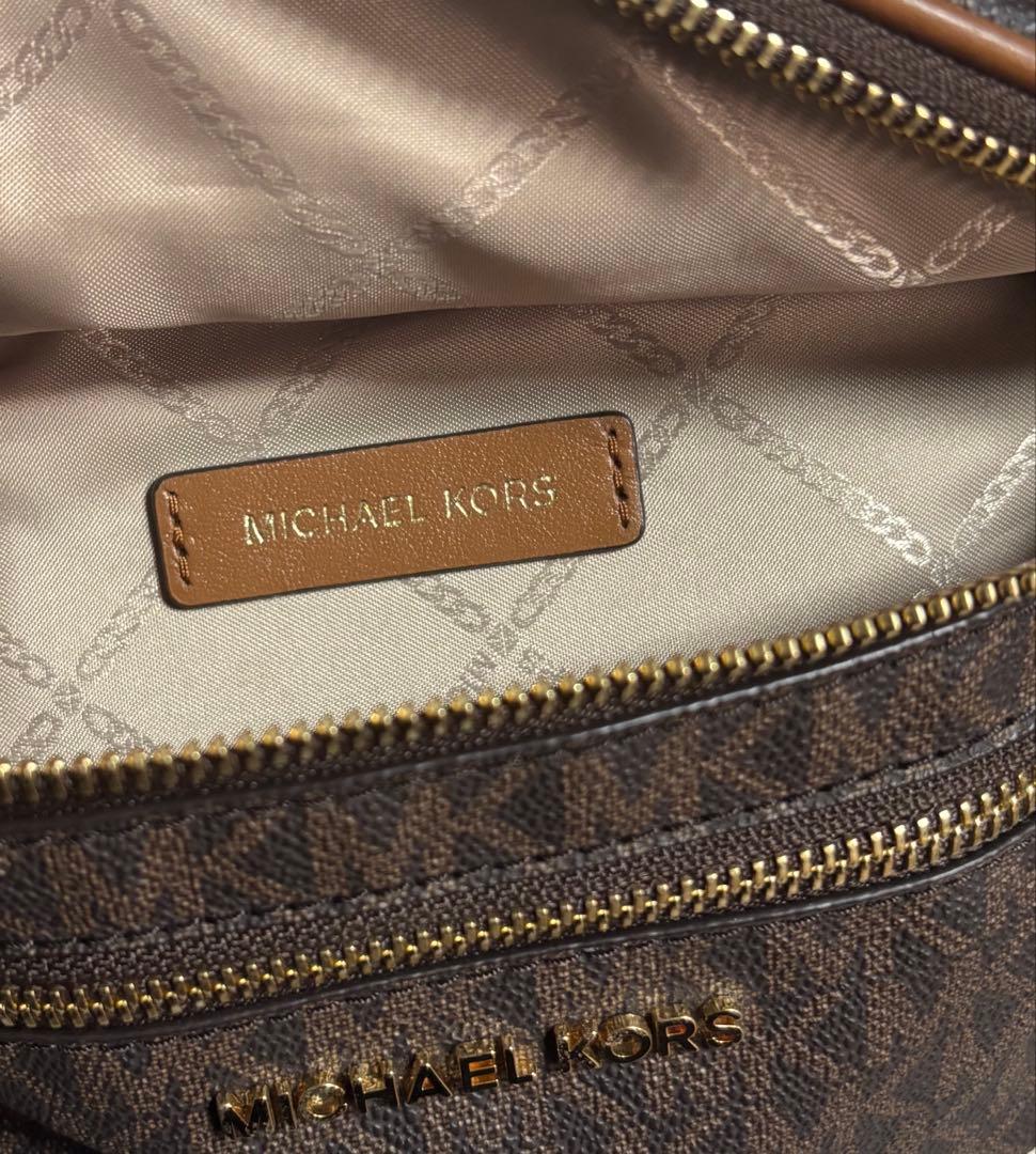 【美品】MICHEAL KORS ボディバッグ ブラウン