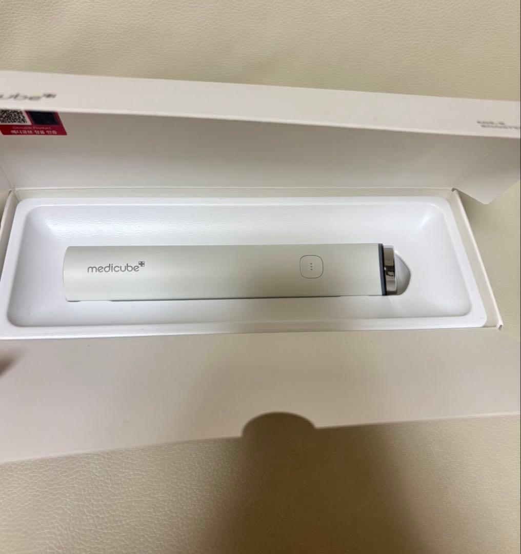 medicube メディキューブ 美顔器 booster pro mini