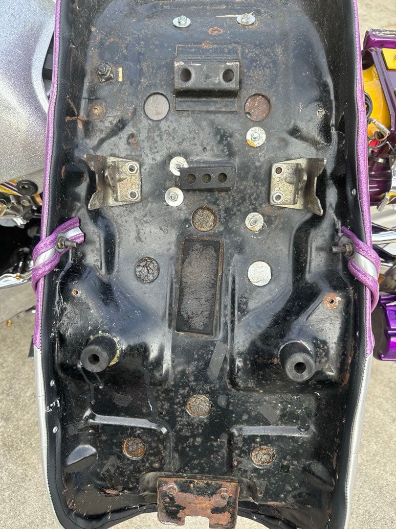 cb250n ホーク3 三段シート