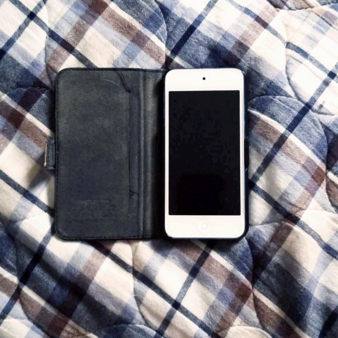 ポータブルプレーヤー iPodtouch 16GB