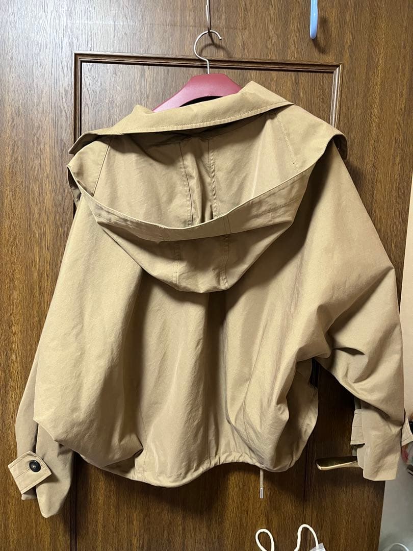 ZARA フード付きショートトレンチコート