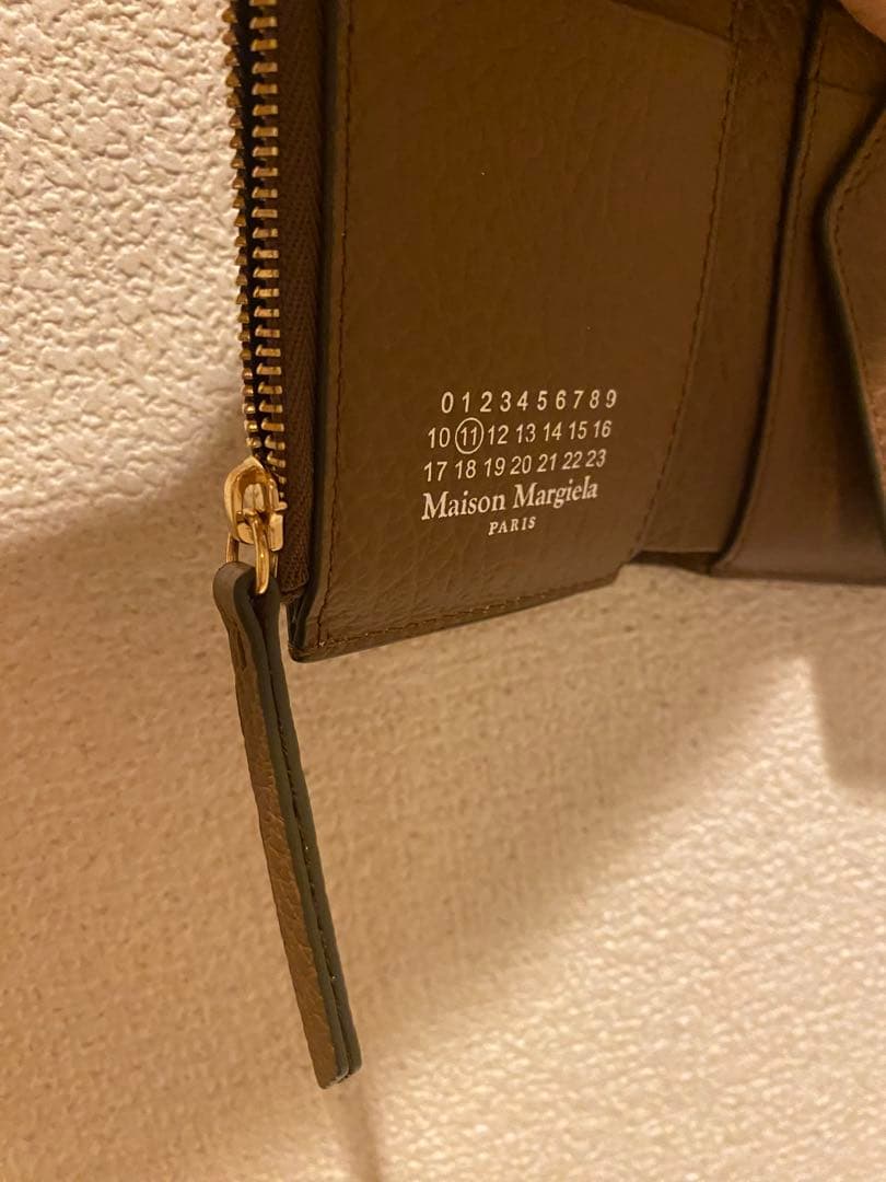 メゾンマルジェラ スリーフォールドウォレット ゴールド金具 美品