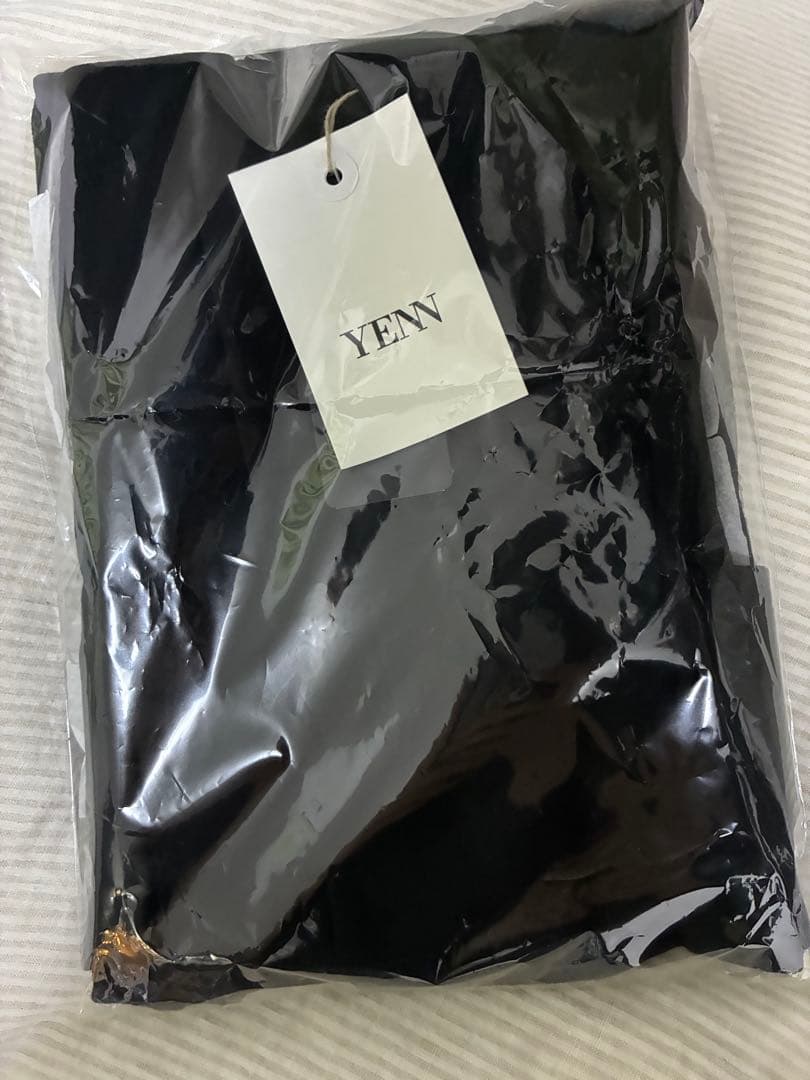 YENN イエンADJUST SLIT SKIRT 今期　黒　　38 新品未使用