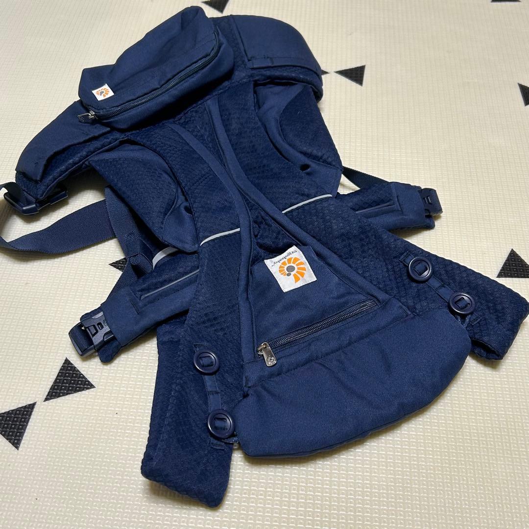 【美品】エルゴベビー オムニ ブリーズ ポーチ付 ミッドナイトブルー