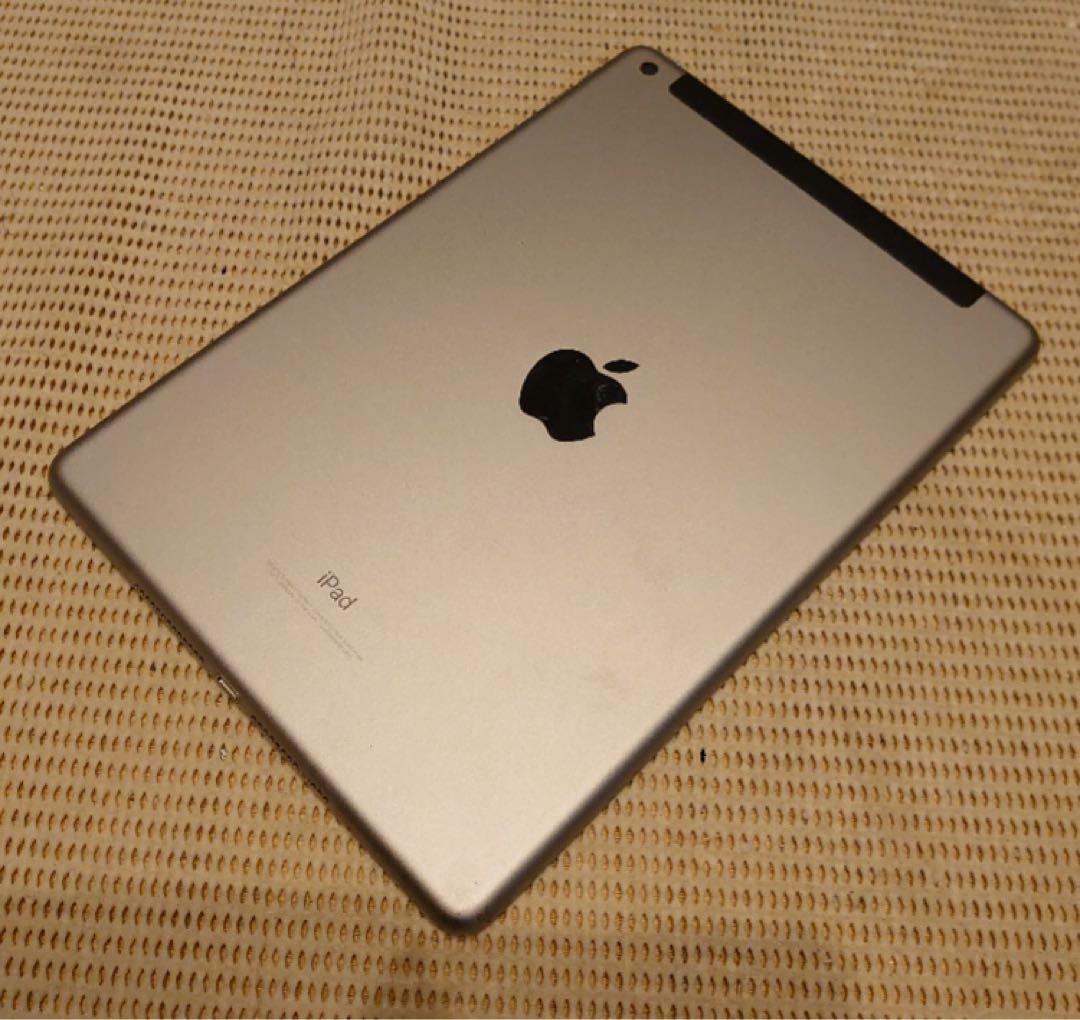 完動品SIMフリー液晶無傷iPad第6世代(A1954)本体32GB 7JF88
