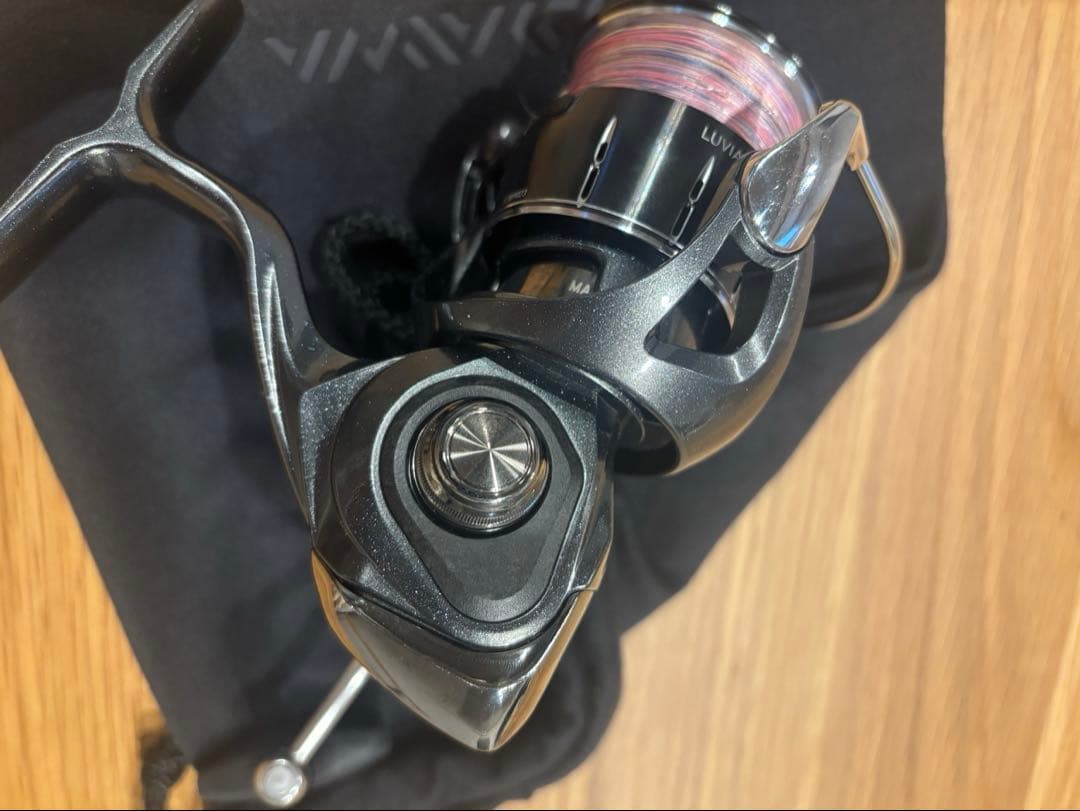 y*o様 DAIWA ダイワ 24 LUVIAS ルビアス LT3000-H