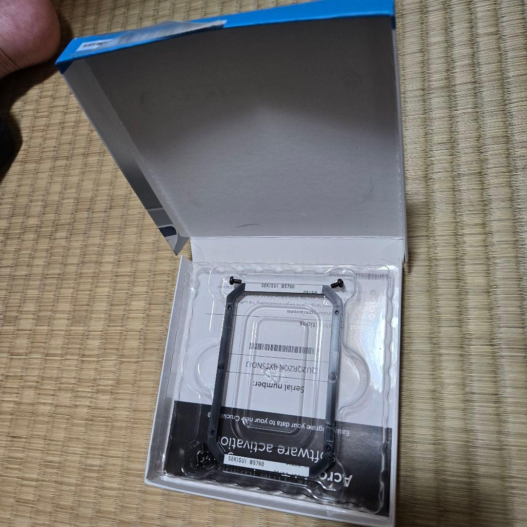 完動品　箱付　crucal BX 200 2.5-inch SSD 480GB