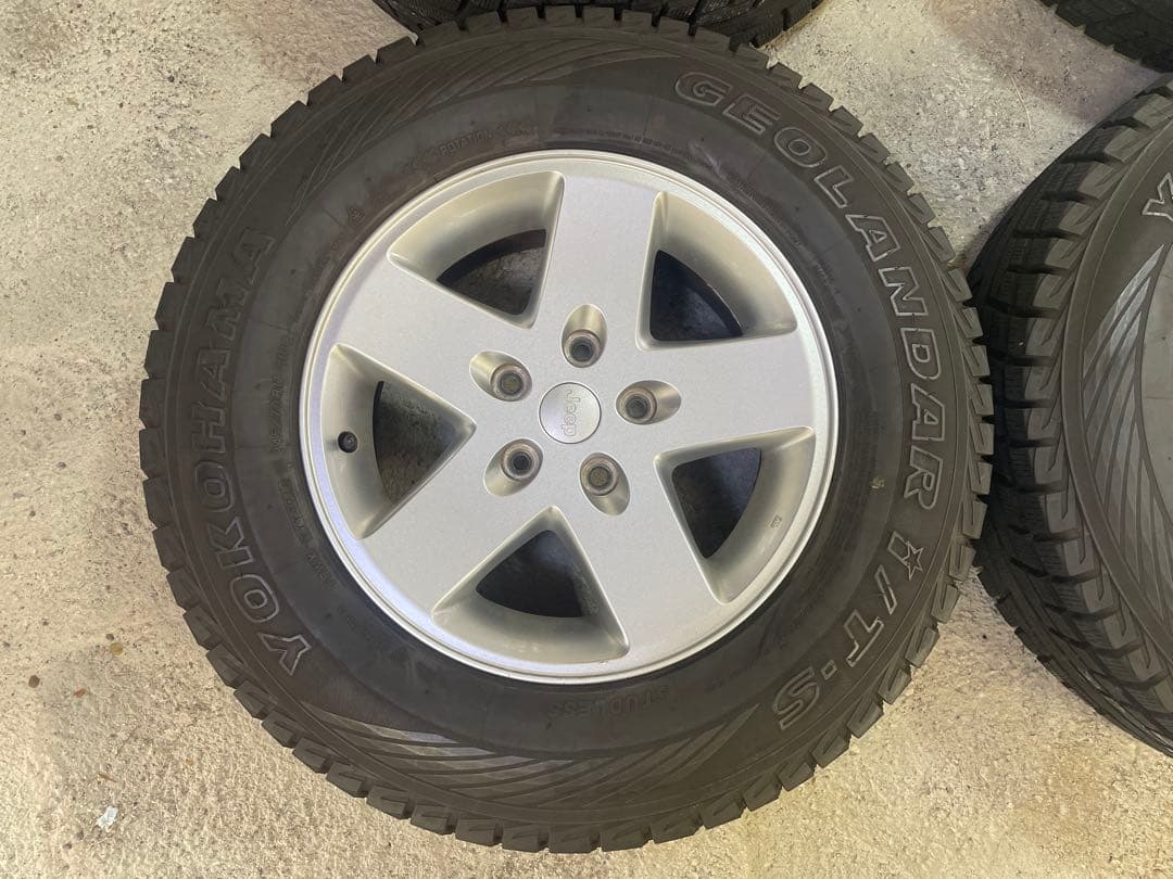 近隣格安配送❗️直接引取可 jeep純正ホイール 4本 スタッドレスタイヤ付