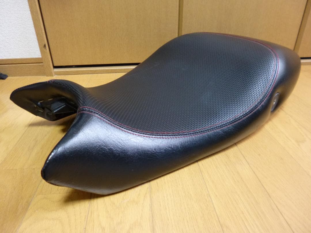 DUCATI MONSTER モンスター696 796 1100evoあんこ抜き