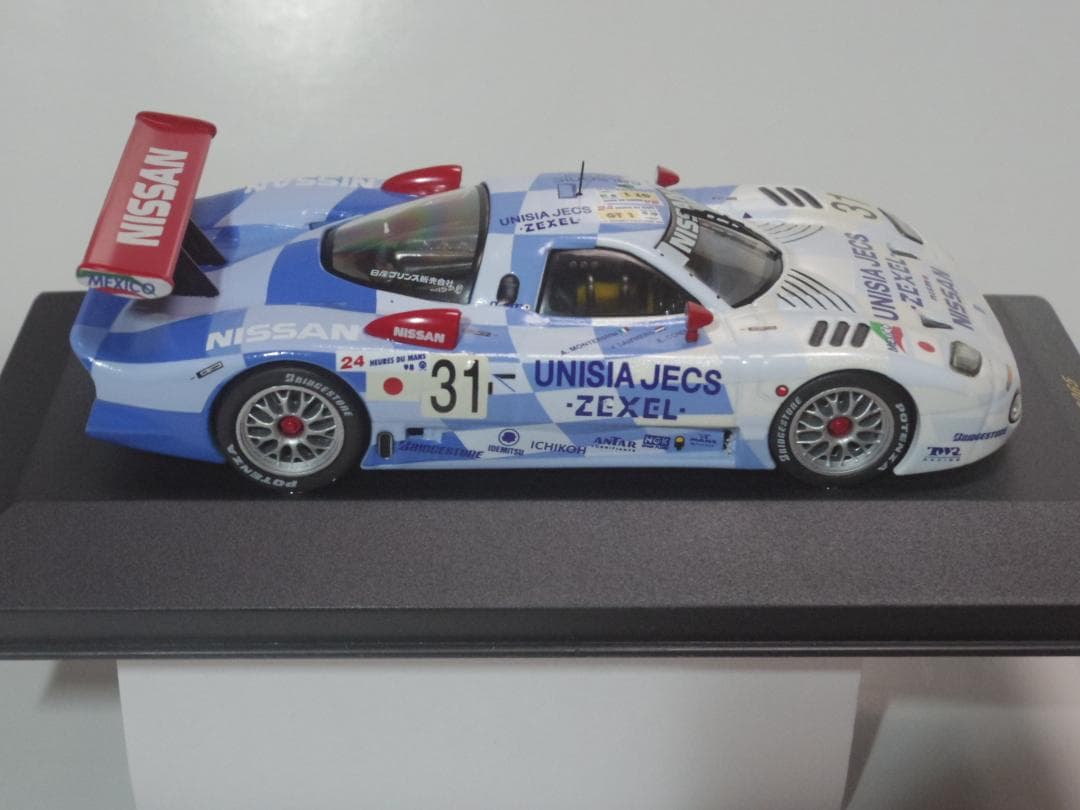 ixo models 【NISSAN R390 GT1UNISIA JECS】