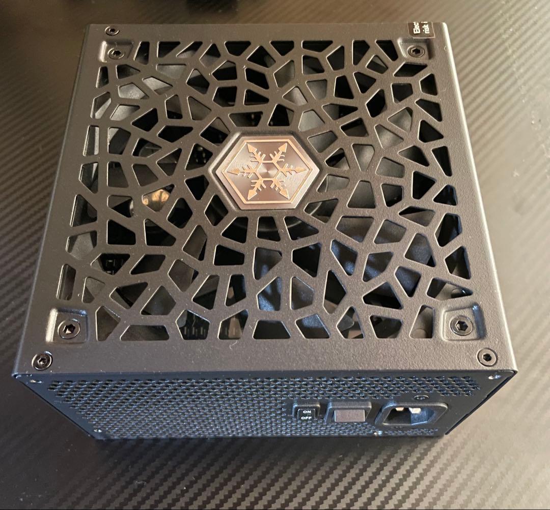 電源ユニット silverstone HERA 850R Platinum