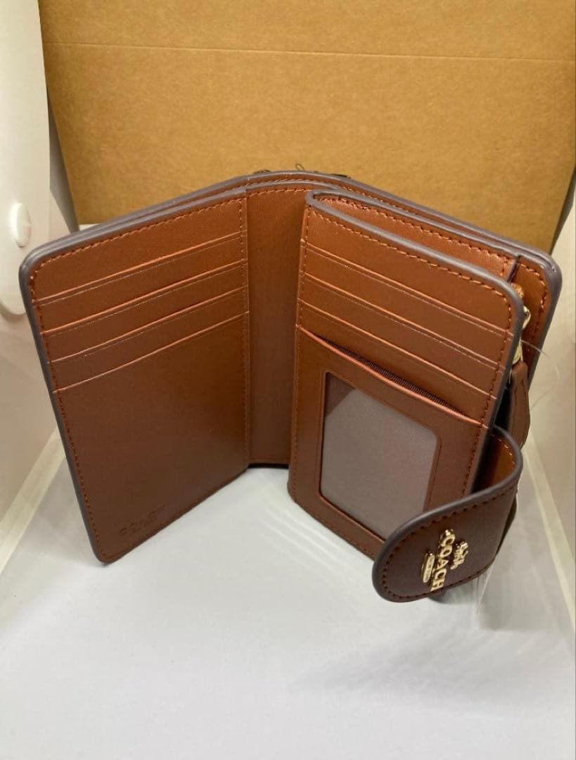 COACH　コーチ　C0082　二つ折り財布　ラグジュアリー　ベージュ/ブラウン