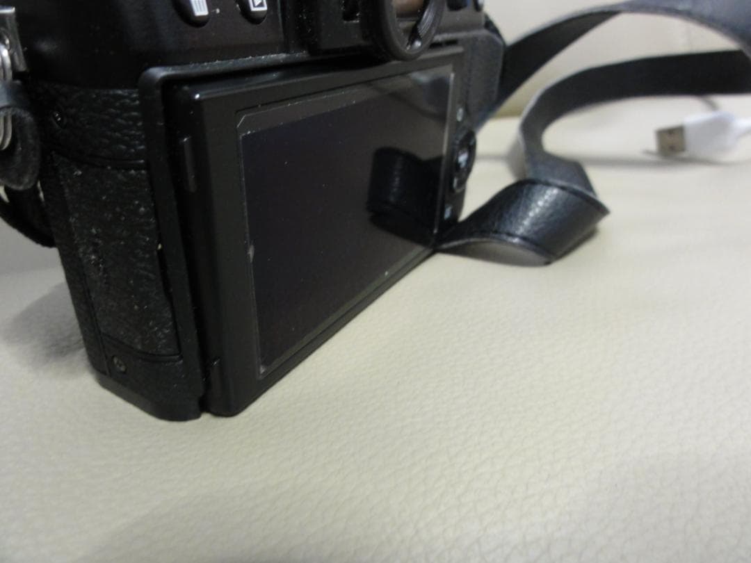 富士フィルム(FUJIFILM) X-T20 ボディ [ブラック]