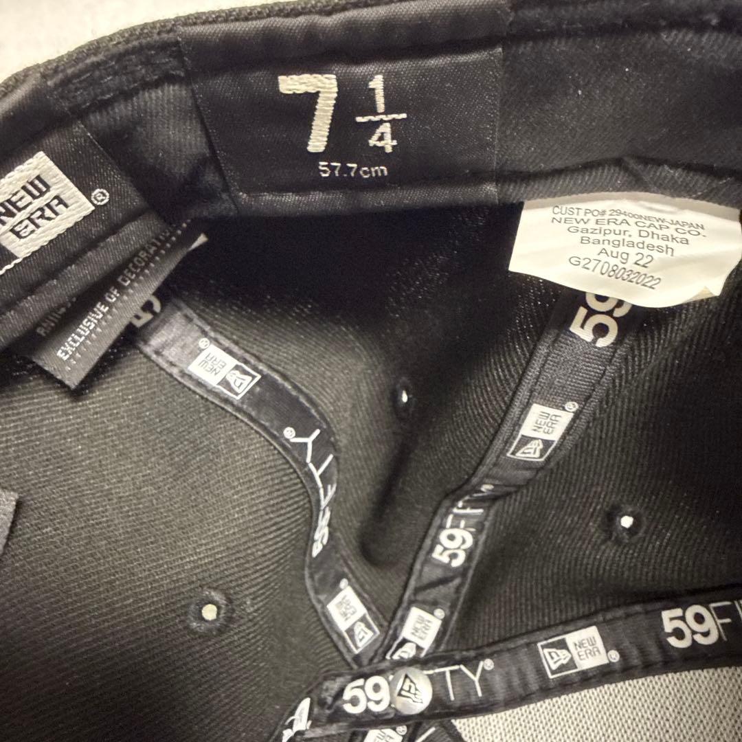 New Era 59FIFTY ブラックキャップsupreme Sロゴ