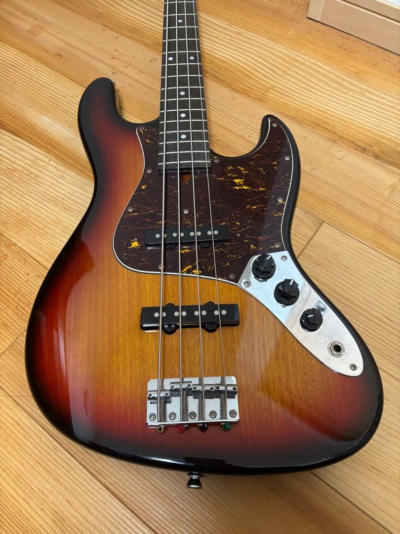 bacchus WL-434 3TS バッカス サンバースト エレキベース