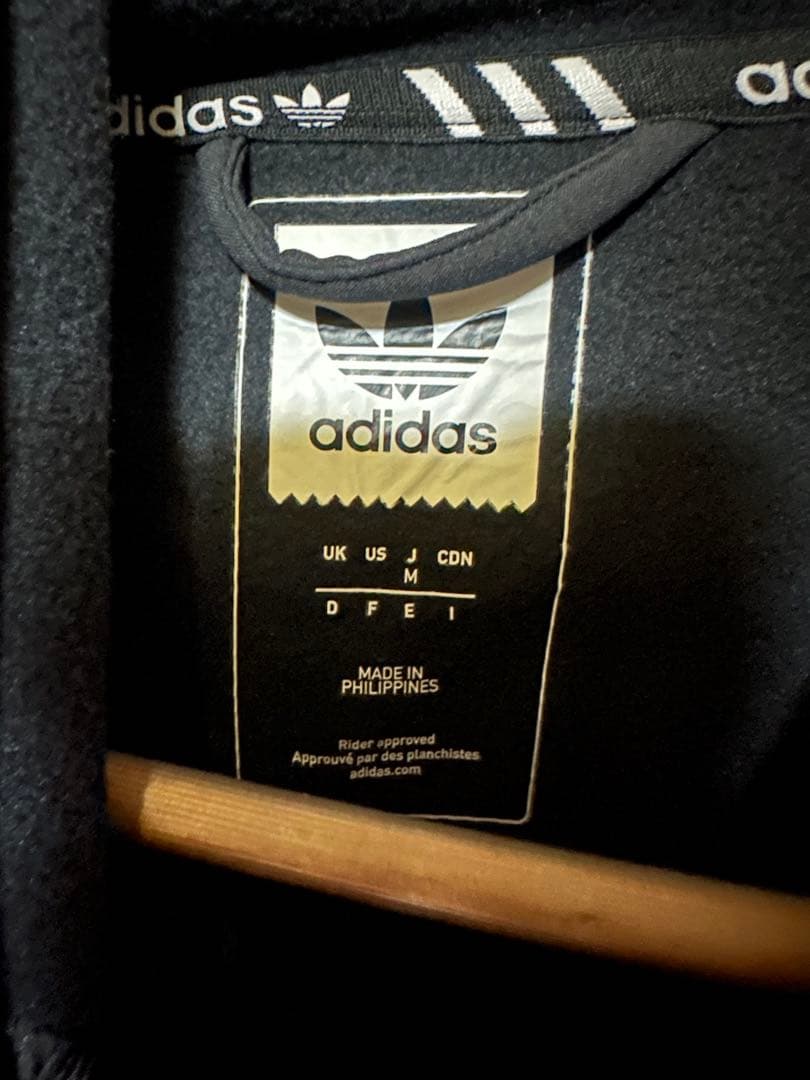 希少美品　adidas スノーボード　撥水パーカー　M 男女