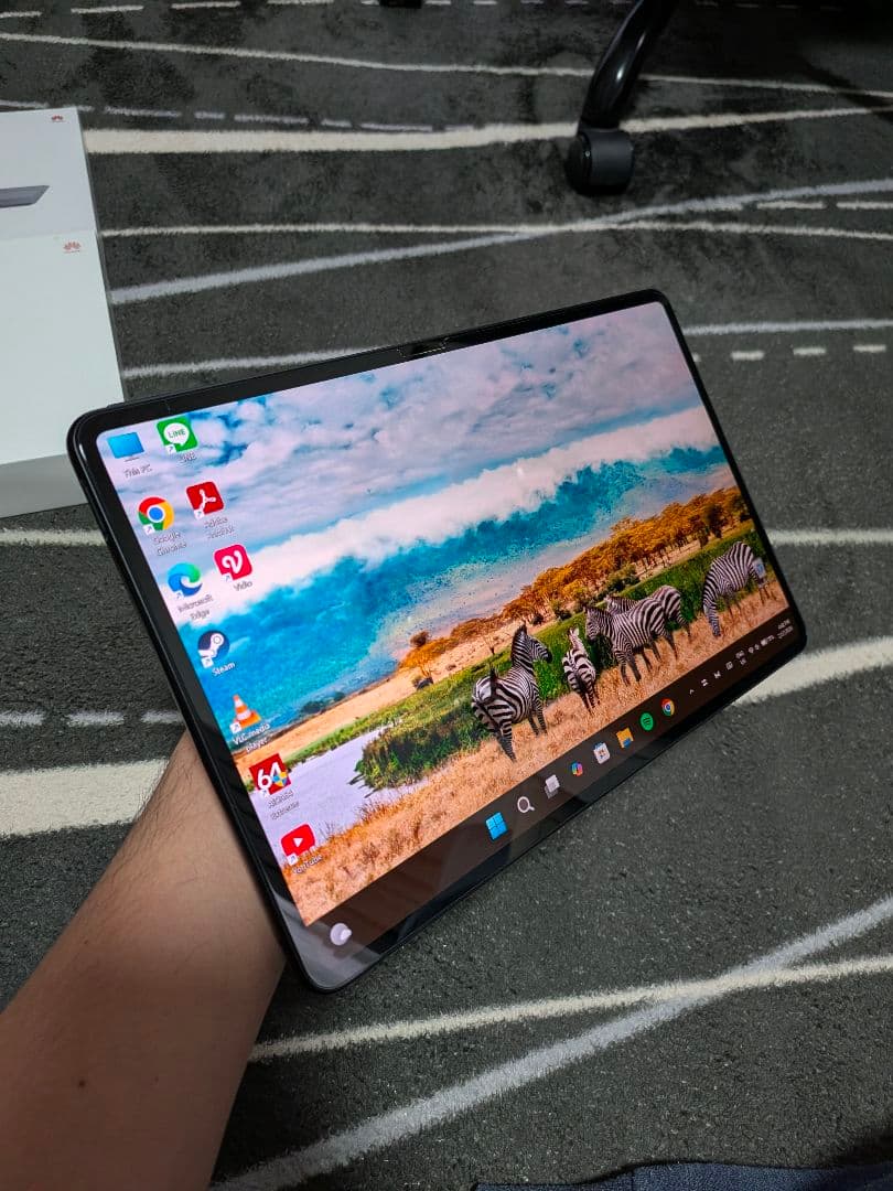 Windowsタブレット本体 Huawei Matebook E i5-1130G7 8GB/256GB