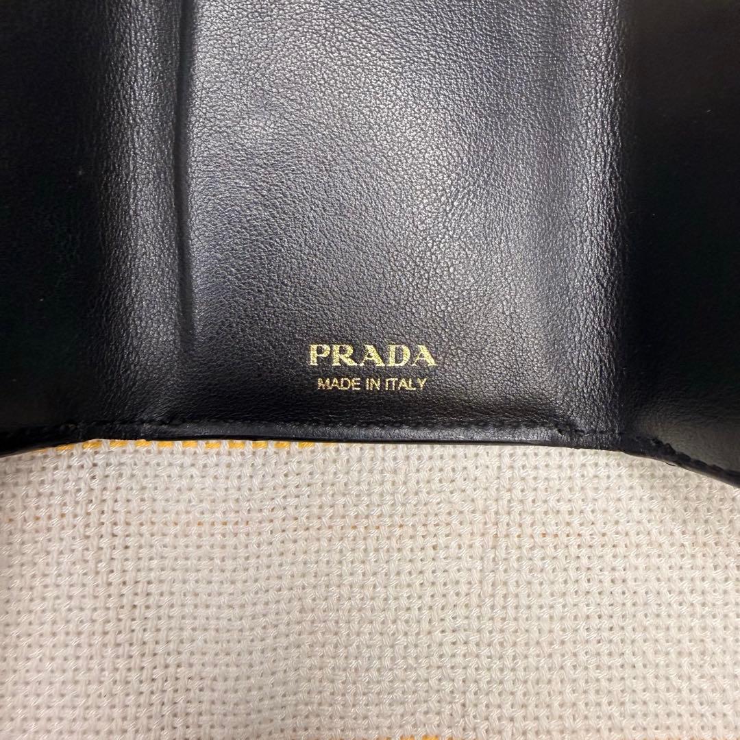 【付属品完備】PRADA ブラック 三つ折り財布 ヴィッテロムーブ