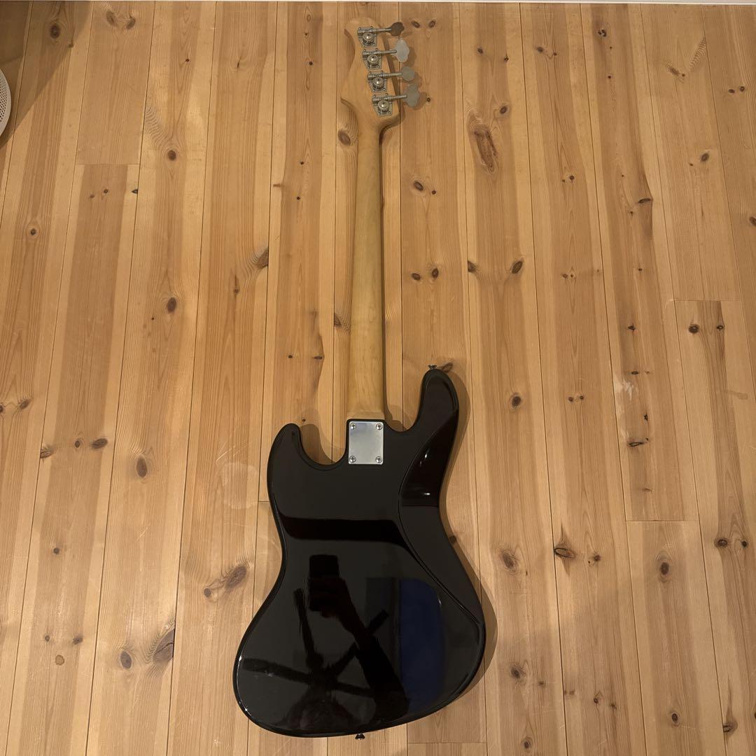 Bacchus Universe Series Jazz Bass 黒　旧ロゴ