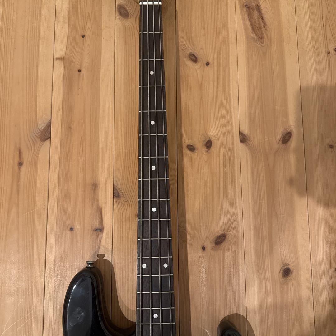 Bacchus Universe Series Jazz Bass 黒　旧ロゴ