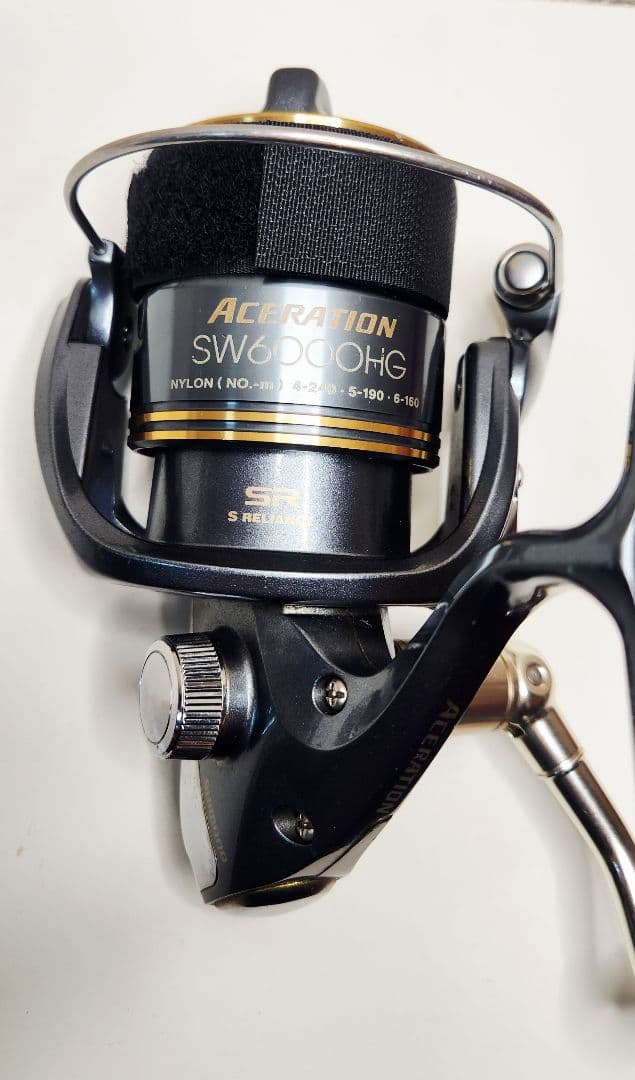 超美品　SHIMANO　ACERATION SW6000HG 8000番セット