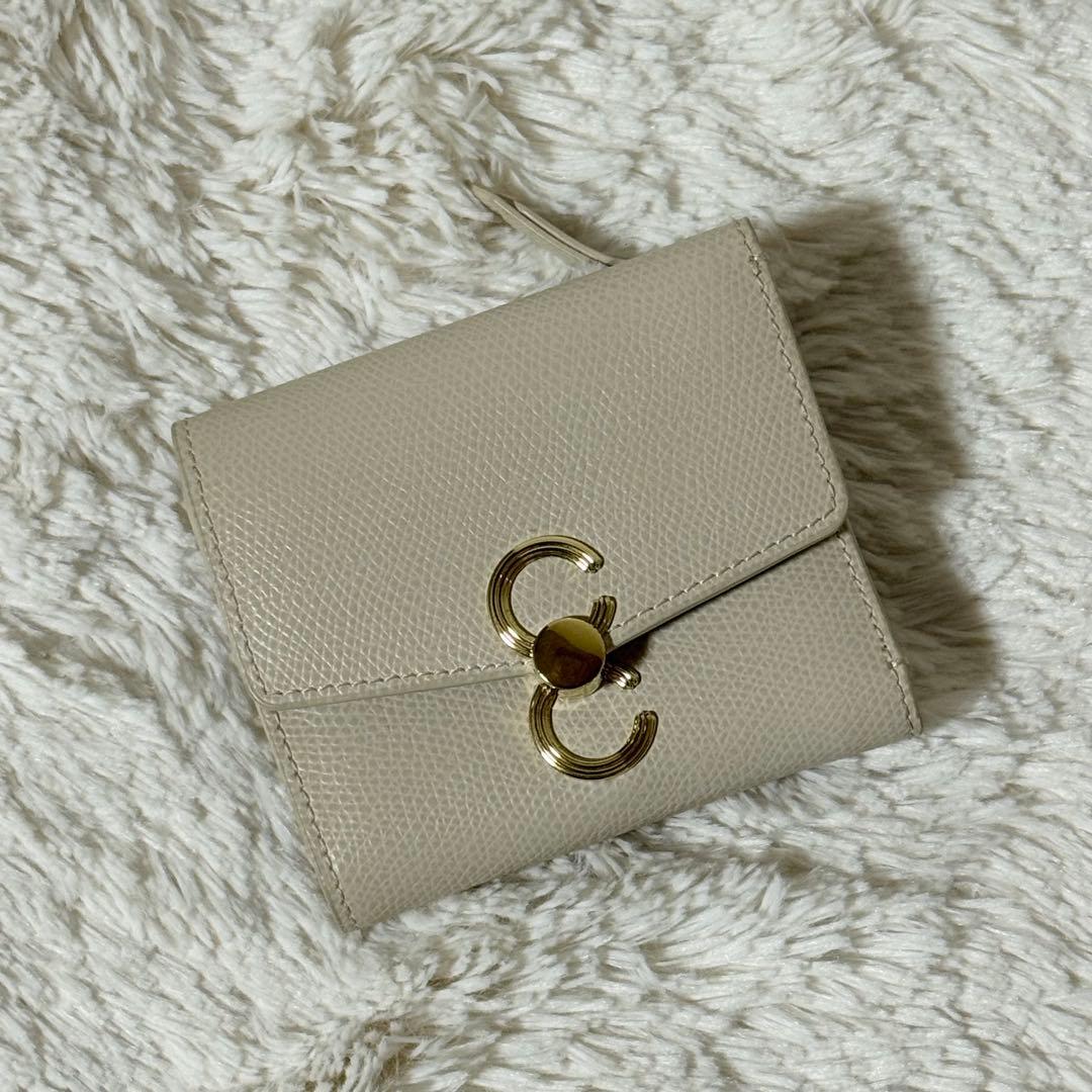 新品未使用✨　CAFUNE カフネ　ダブルCウォレット　三つ折り財布
