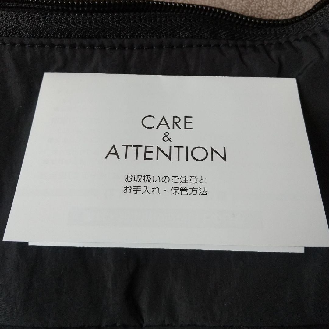 イアパピヨネ　ペッツ×earハーフムーンショルダー　ボディバッグ