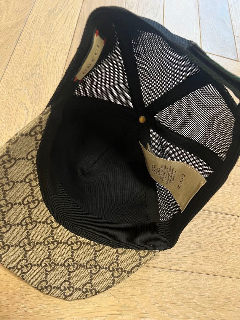 Gucci トラ柄 キャップ