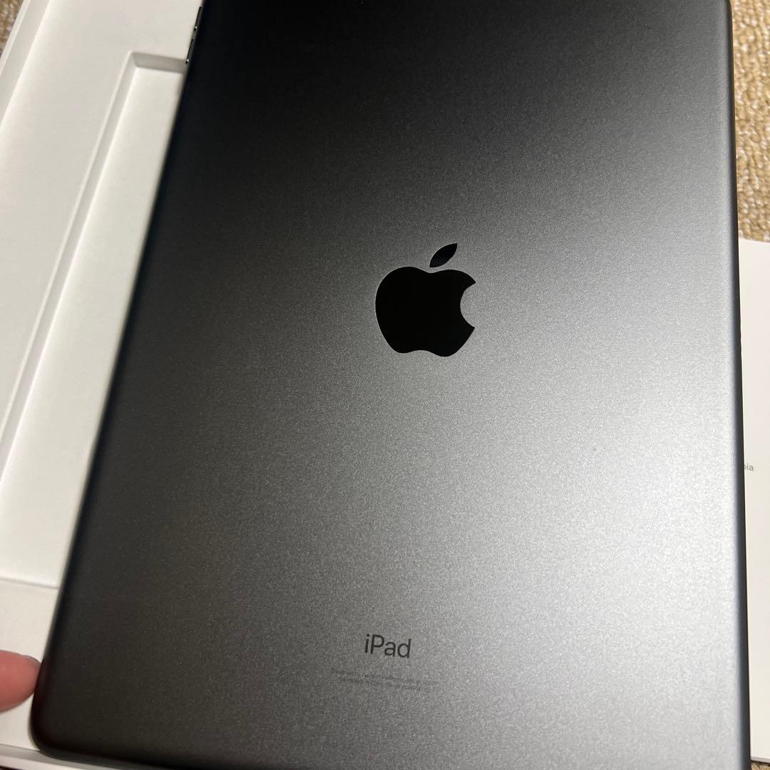 Apple iPad 第9世代 スペースグレー 本体 充電器付き 値下げしました
