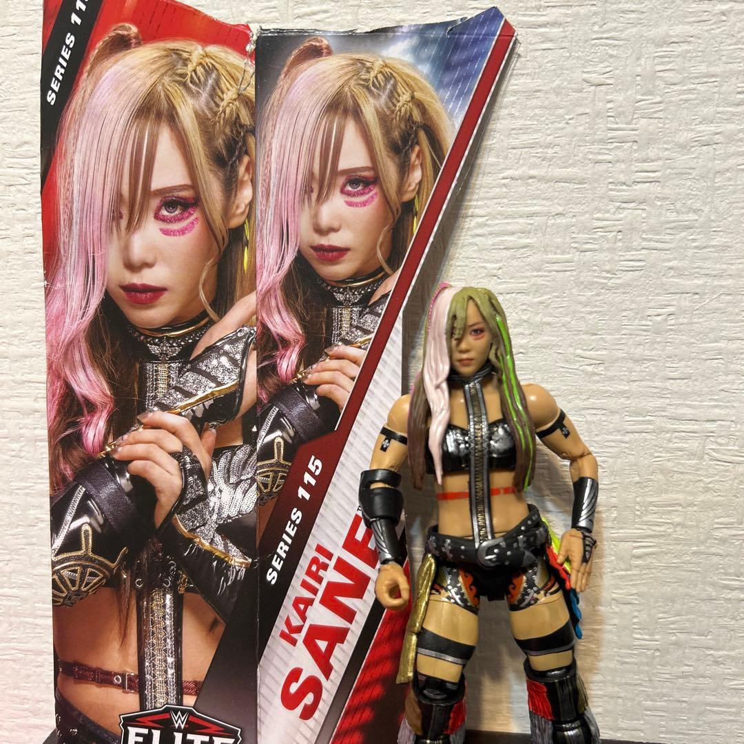 カイリ セイン　WWE フィギュア Kairi Sane スターダム　マテル