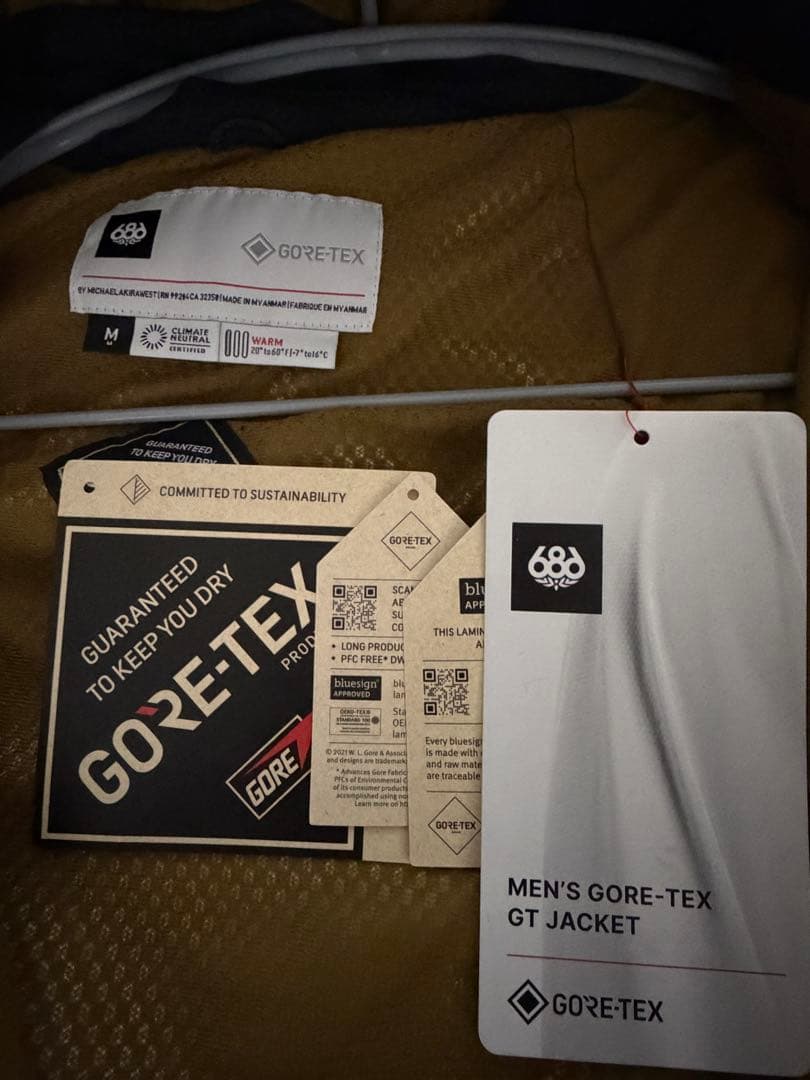 686 GORE-TEX GT JACKET 24-25モデル