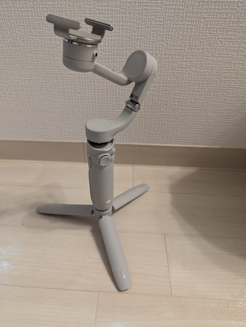 【DJI】DJI OM5 スタビラーザー【ジンバル】