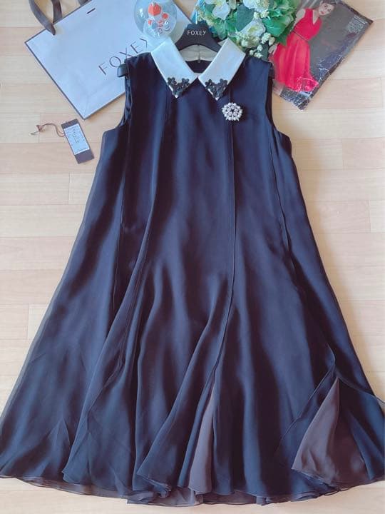 新品同様！FOXEYドレス フリージアワンピース　40 Rene フォクシー