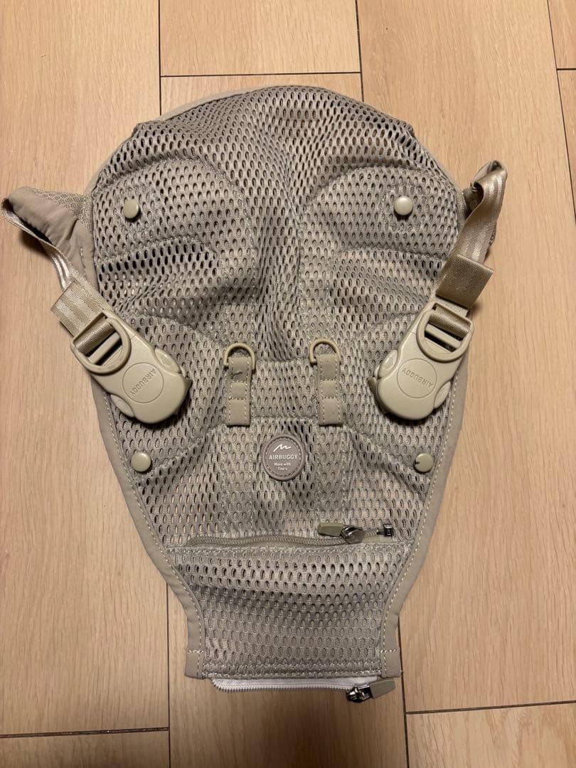 エアバギー　抱っこ紐　サンドアッシュ