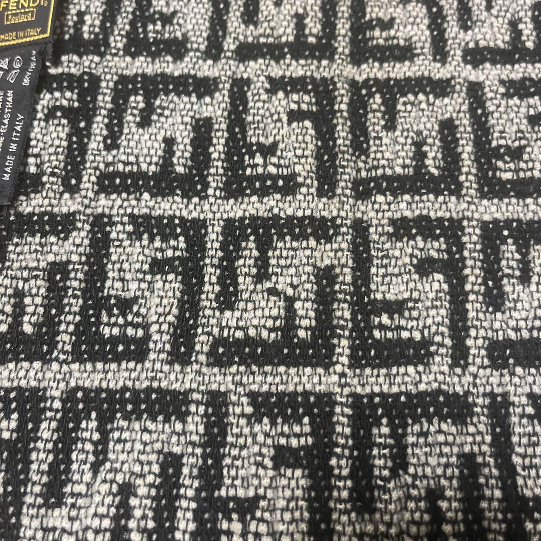 フェンディ　マフラー　イタリア製　ズッカ柄　総柄　FENDI