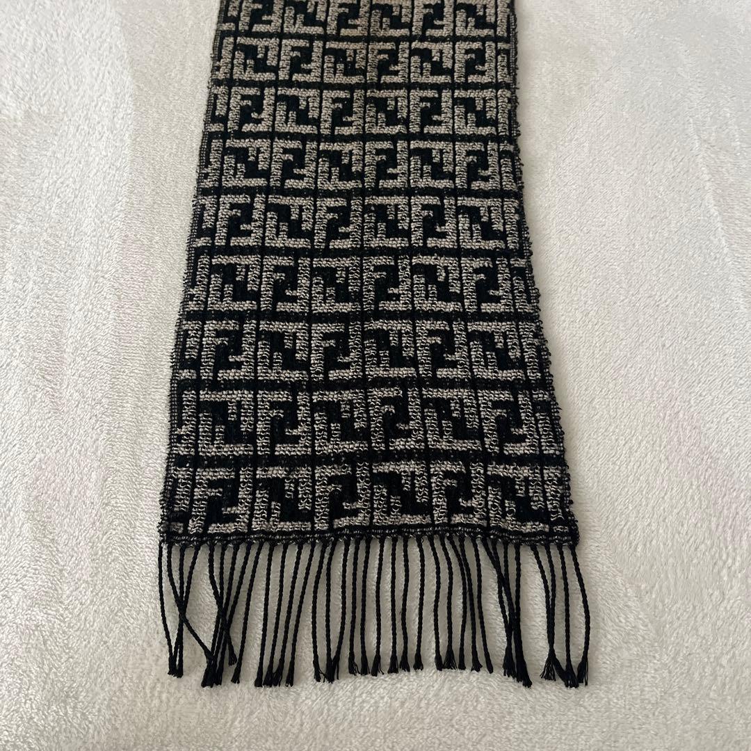 フェンディ　マフラー　イタリア製　ズッカ柄　総柄　FENDI