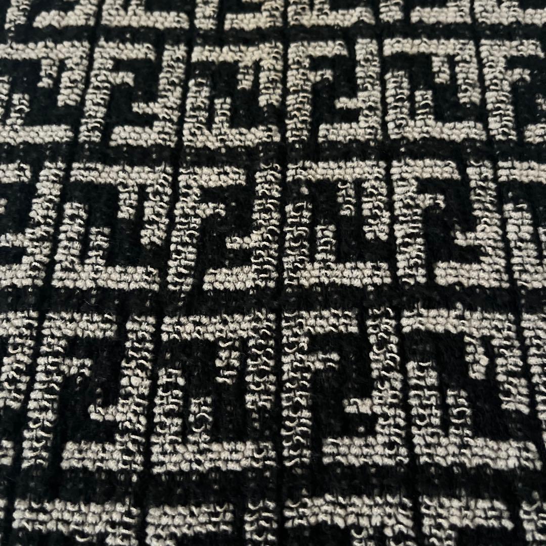 フェンディ　マフラー　イタリア製　ズッカ柄　総柄　FENDI