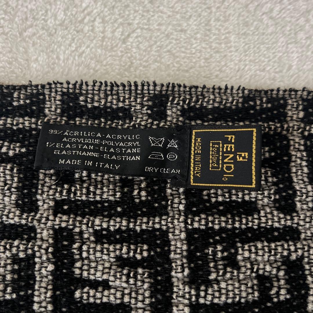 フェンディ　マフラー　イタリア製　ズッカ柄　総柄　FENDI